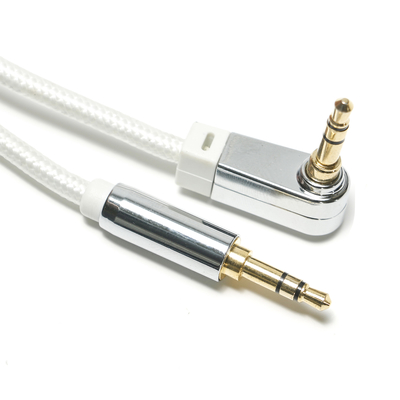 Cable SPDIF de audio digital AUX blanco 90 ° 3,5 mm Cuerda tejida Aleación de aluminio chapada para altavoz de sonido Audio para automóvil 0,92 M