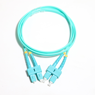 Chaqueta con varios modos de funcionamiento a dos caras 3.0m m OM3 del cordón de remiendo de la fibra de Wathet SU-UPC Ject 50/125um LSZH