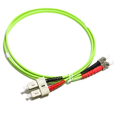 Cordón de remiendo a dos caras con varios modos de funcionamiento de la fibra del ST milímetro OM2 50/125 3.0m m del cable fibroóptico ST-LC UPC, el 1M/2M/3M/5M/10M