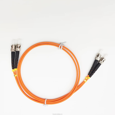 LC UPC a ST UPC Cordón de parche de fibra óptica Parche de fibra óptica personalizado